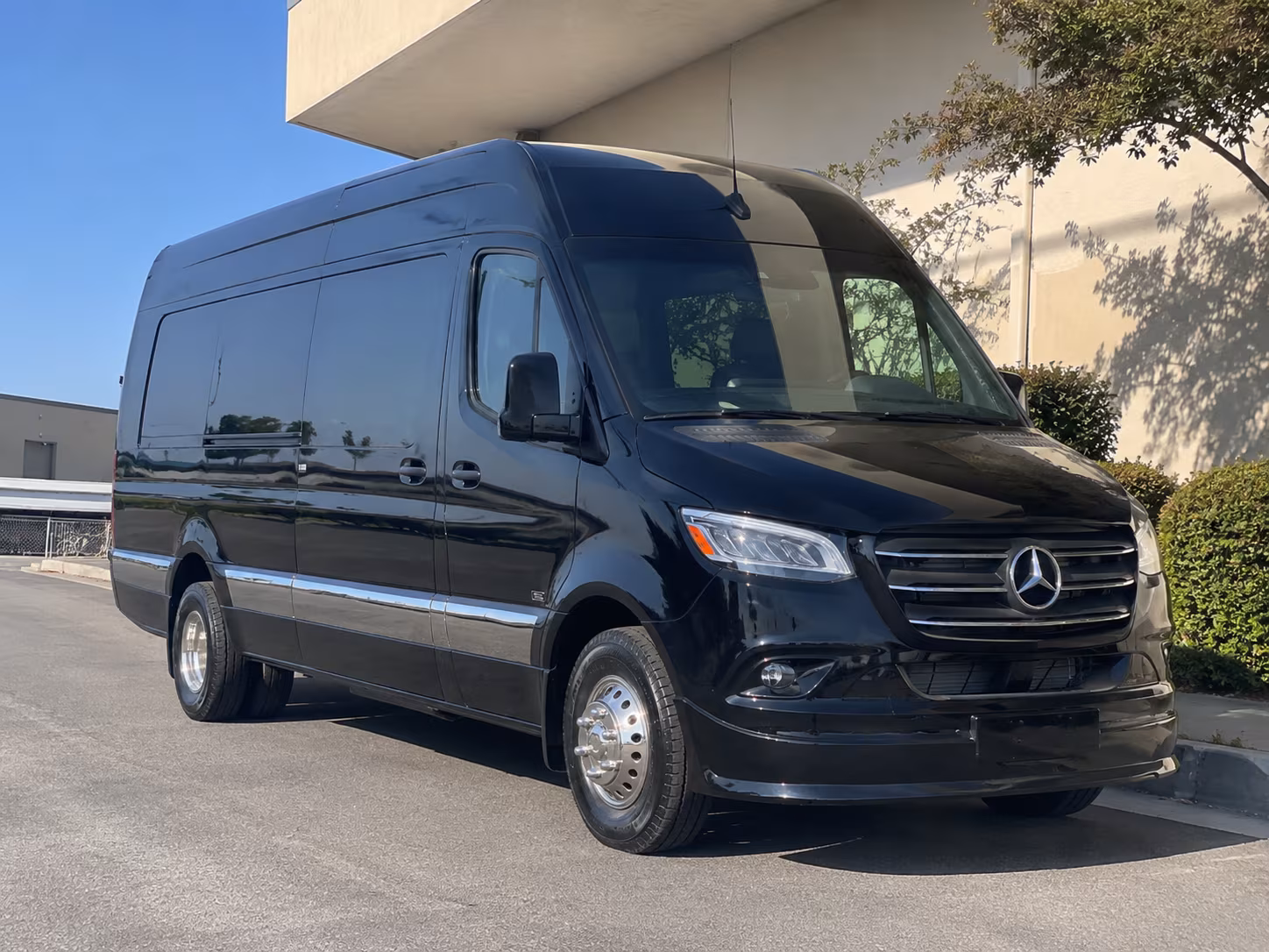 bus rental options for miami trips