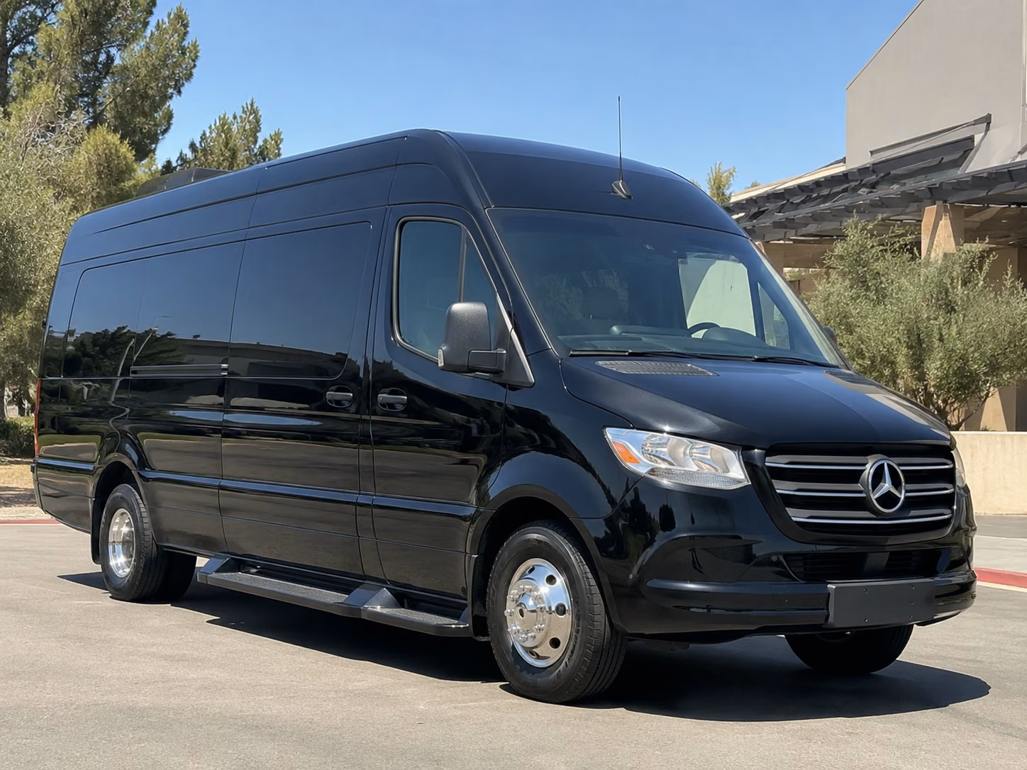 find transportation for your next airport transfer 2