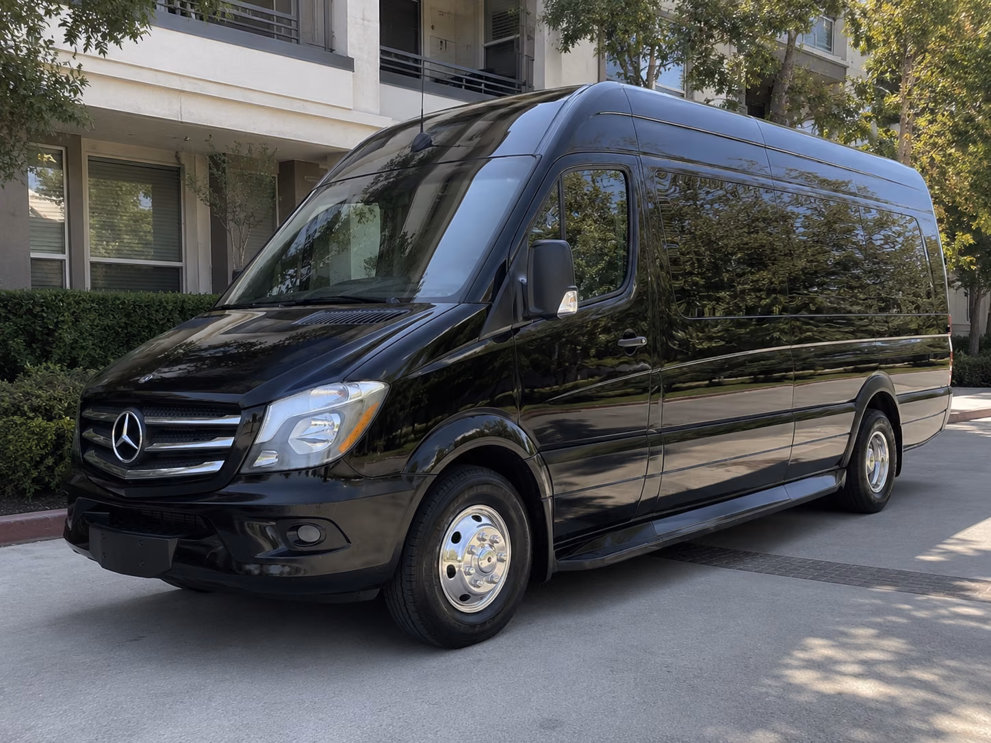 find transportation for your next prom 3