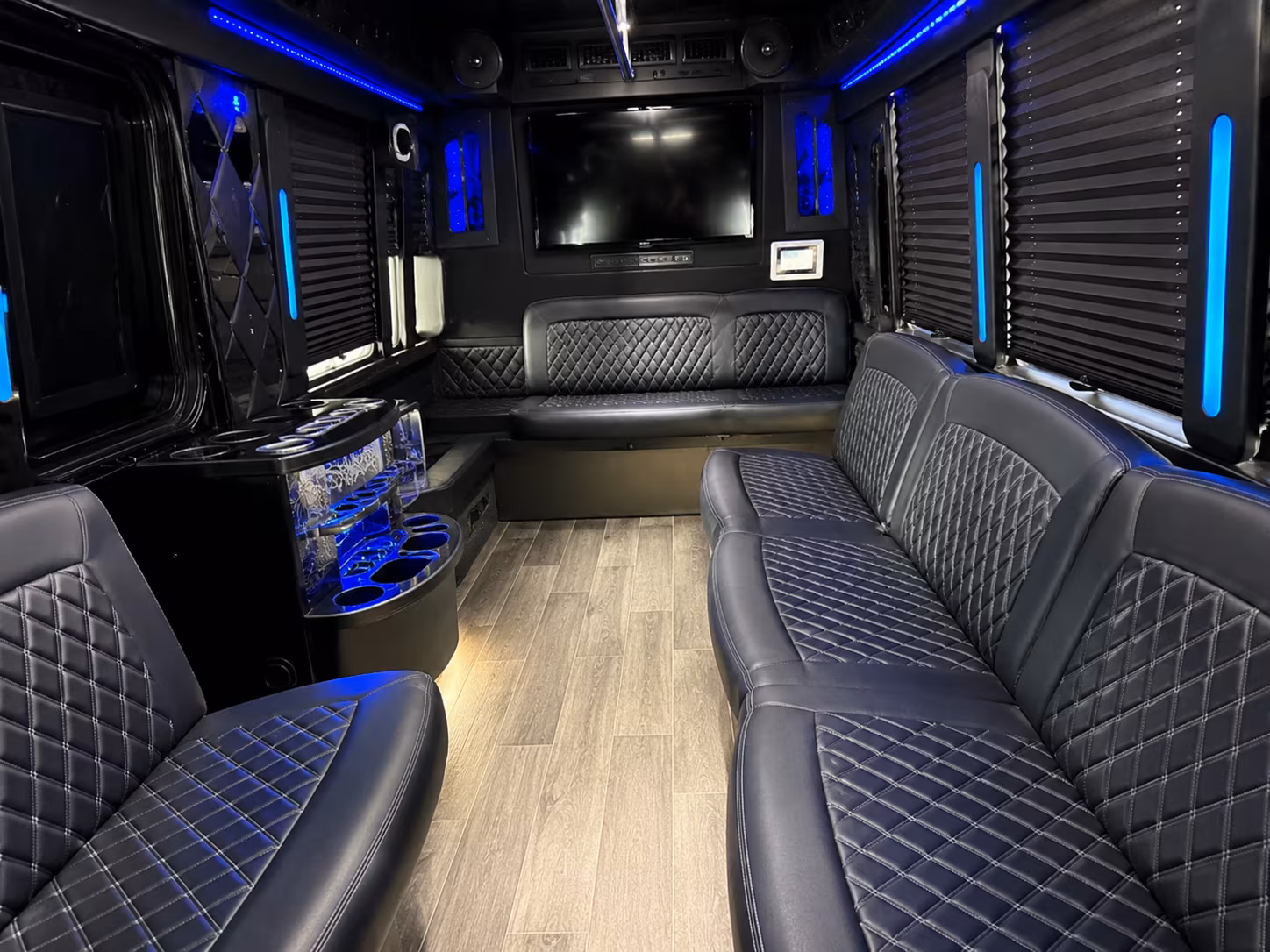 party buses to kaseya center shows and arena concerts