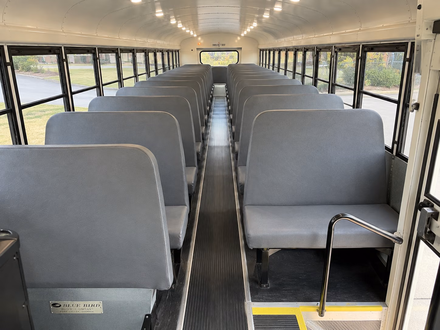 school bus rentals for art and cultural field trips across